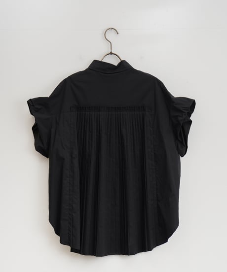 【Lallia Mû】バックプリーツシャツ＿250503008012