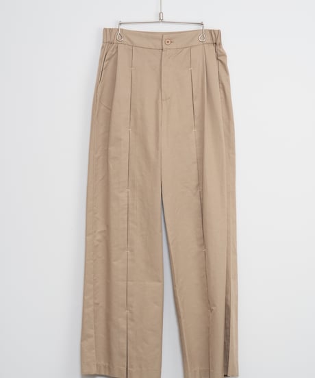 【AGAWD】Tuck Slit Pants_240520005410