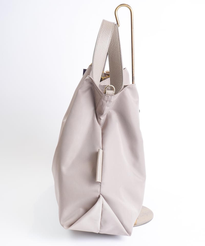 VIOLAd'ORO】BIANCA アイビーテープショルダー付きナイロン