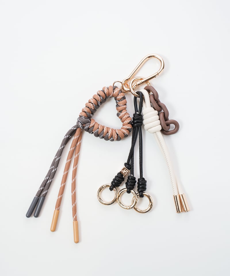 VIOLAd'ORO】BIANCA パラコードハート バッグチャーム_25122200259