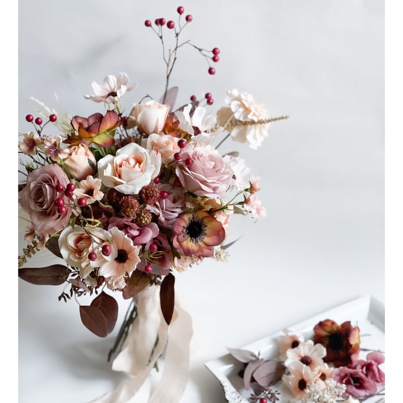 アネモネとコスモスのラスティックブーケ | atelier noix