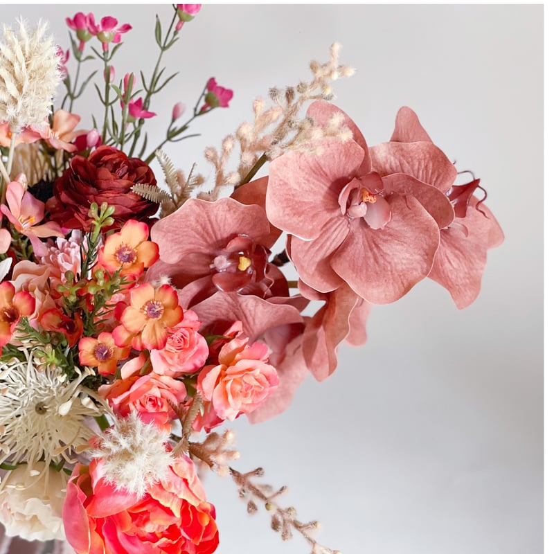 ※アウトレット　コーラル　胡蝶蘭　ウェディングブーケ　パールブーケ　リボン　造花 アウトレット コーラル 胡蝶蘭 ウェディングブーケ パールブーケ