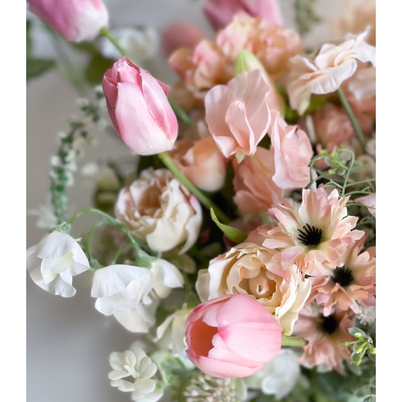 ピンク×ベージュのチューリップブーケ | atelier noix