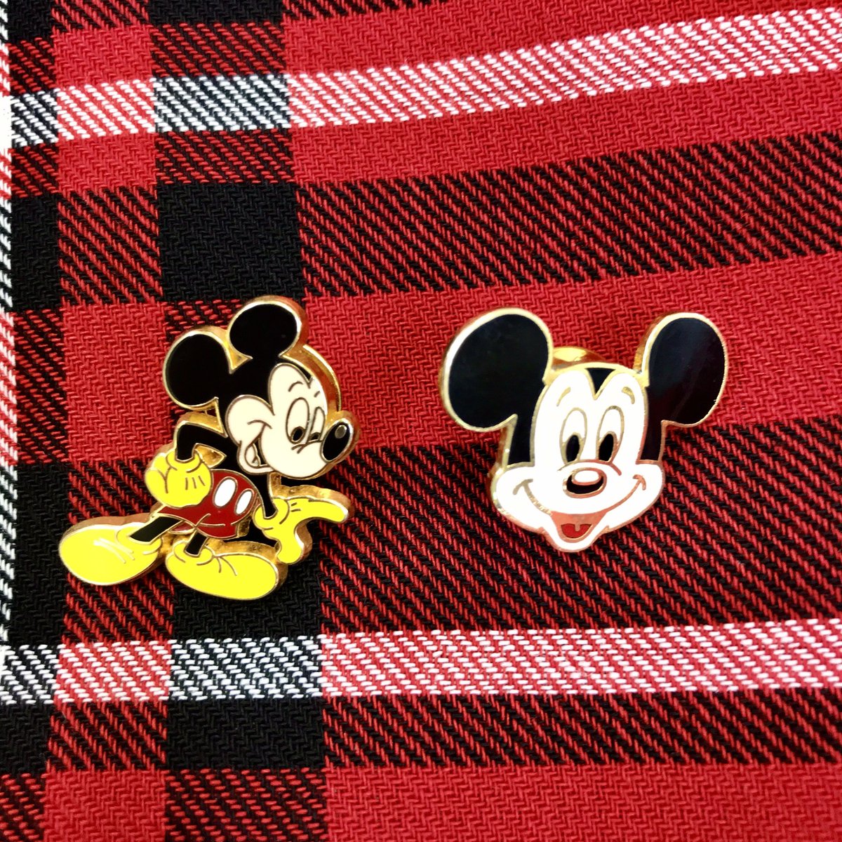 Mickey Mouse ヴィンテージピンバッチA | lena