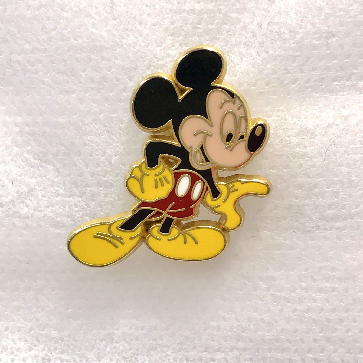 Mickey Mouse ヴィンテージピンバッチA | lena