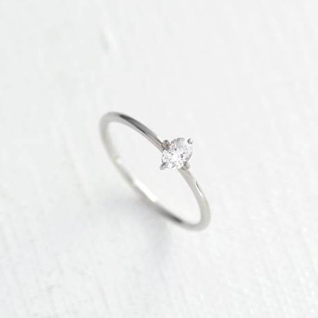 オーバルダイヤモンドリング(4本爪)[Legato Ovale -レガート・オヴァール]｜1.0mm幅｜プラチナ950｜Second line