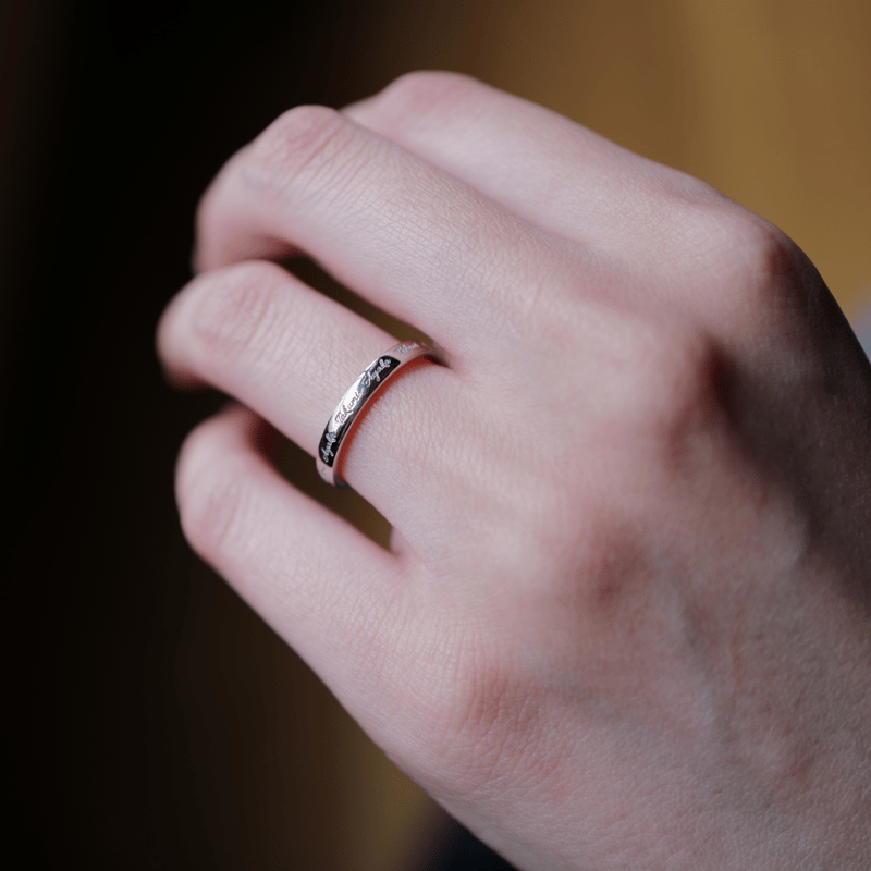 大切な絆を文字で紡ぐ【リング一周に文字を刻印】Family Ring