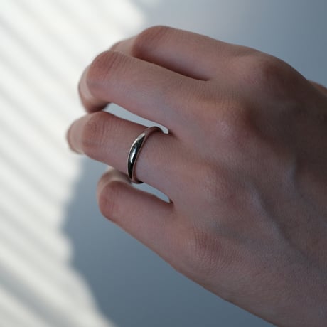 大切な絆を文字で紡ぐ【リングTOPにお好きな文字を刻印】Family Ring（ファミリーリング）【選べるリング幅3種類】｜シルバー925｜Artisan Works