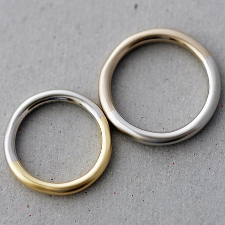 マリッジリング・結婚指輪【2本セット/Novum（ノウム）】｜プラチナ×K18YG＆K18BG / Combination｜[Artisan Works]