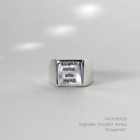 SQUARE CLASS RING(スクエア 文字刻印ver)｜トップサイズ13mm｜シルバー925｜INITIAL by Artisan Works