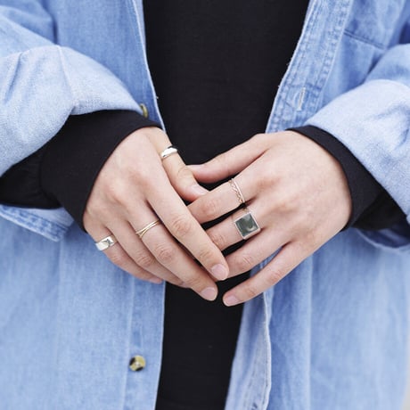 SQUARE CLASS RING(スクエア 打刻なし)｜トップサイズ13mm｜シルバー925｜INITIAL by Artisan Works