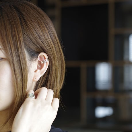 2wayイヤカフリング｜6.6mm幅｜シルバー925｜ TWO-WAY TRIPLE【Laugh＆Yoke】｜Artisan Works