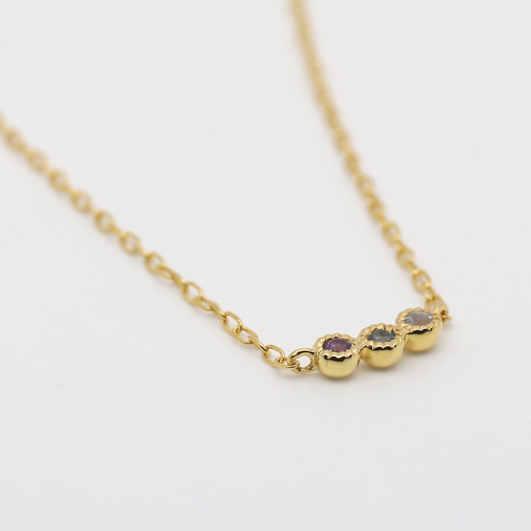 K18YG ゴールドネックレス ファミリーゴールド 大切な人の宝石を紡ぐ【3石】-Family Necklace（ファミリー