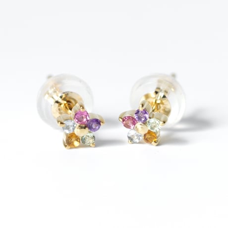 大切な絆を誕生石で紡ぐピアス【5石-選べる誕生石】｜K18YG｜Family Pierce Penta（ファミリーピアス・ペンタ）｜Artisan Works