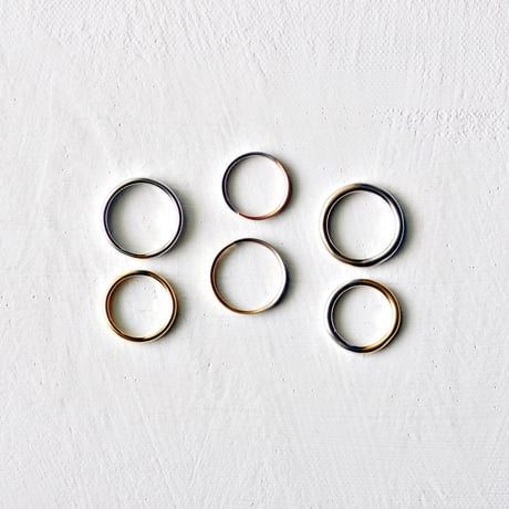 マリッジリング・結婚指輪【2本セット/Momenti（モメンティ）】｜プラチナ×K18YG / Combination｜[Artisan Works]