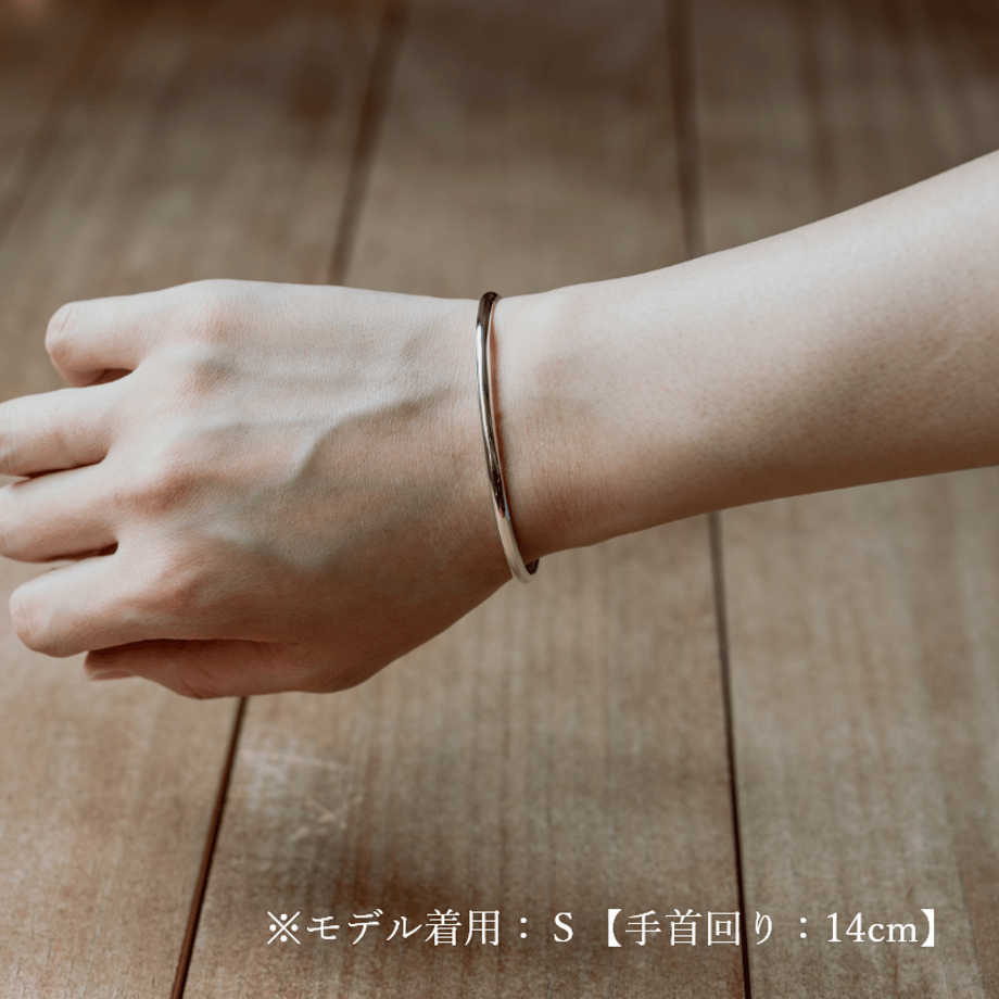 6a757ddfb354bf11f3a5d811