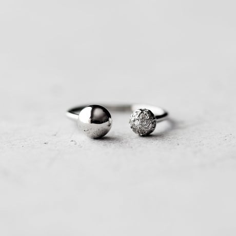 Diamond Ball Ring 【ダイヤモンド0.21ct /フリーサイズ】｜Pt950｜[Artisan Works]