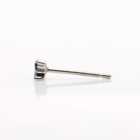 大切な絆を誕生石で紡ぐピアス【4石-選べる誕生石】｜Pt950｜Family Pierce Tetra（ファミリーピアス・テトラ）｜Artisan Works