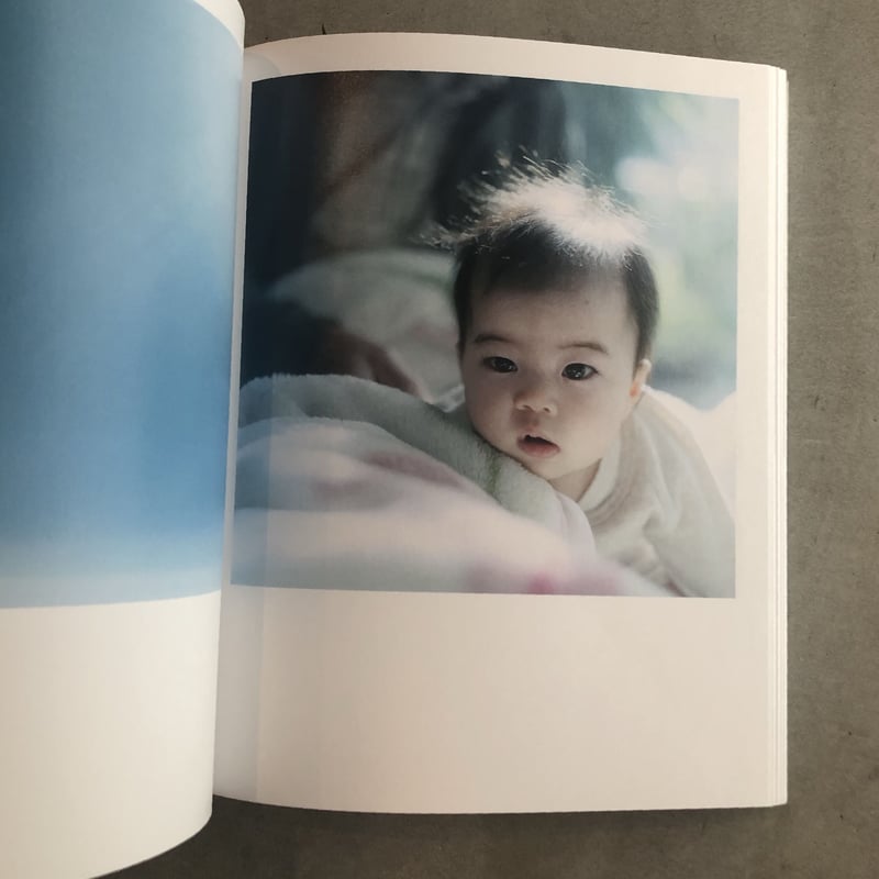 1996年【希少】川内倫子参加【CD-ROM写真集】 アイアム ネイキッドアイズ 2025年最新】川内倫子 うたたねの人気アイテム - メルカリ