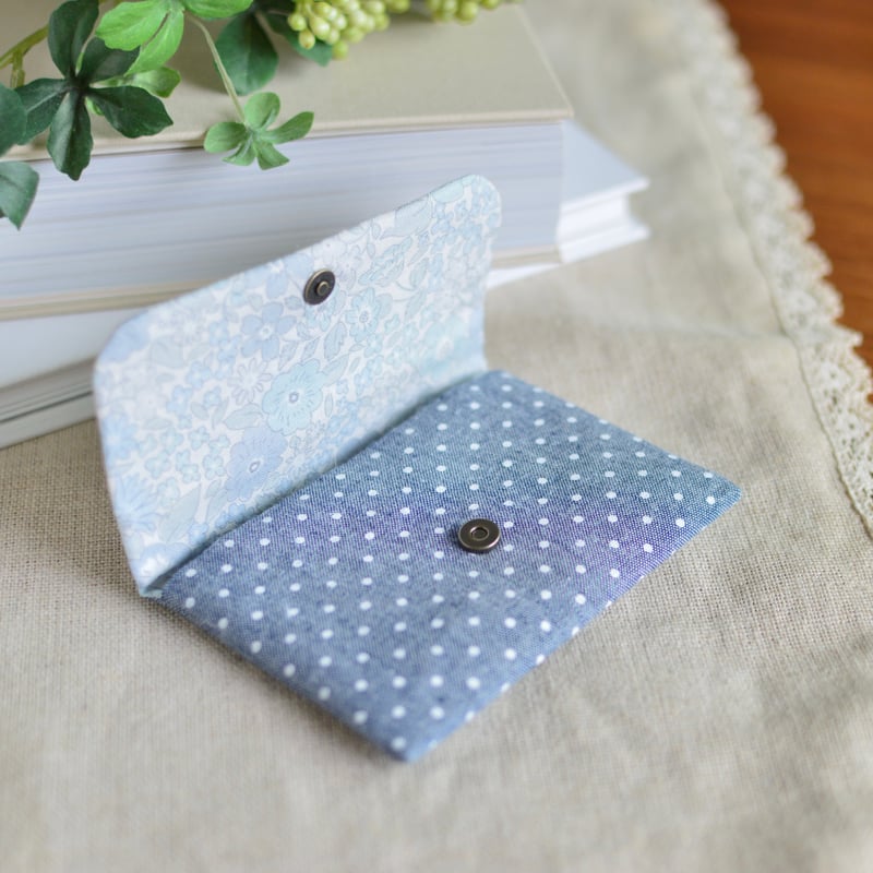 花刺繍のカードケースKit | アトリエ＊ノート