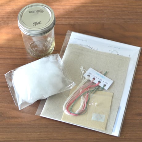 ピンクッション付き小物入れのKit（ピンク）