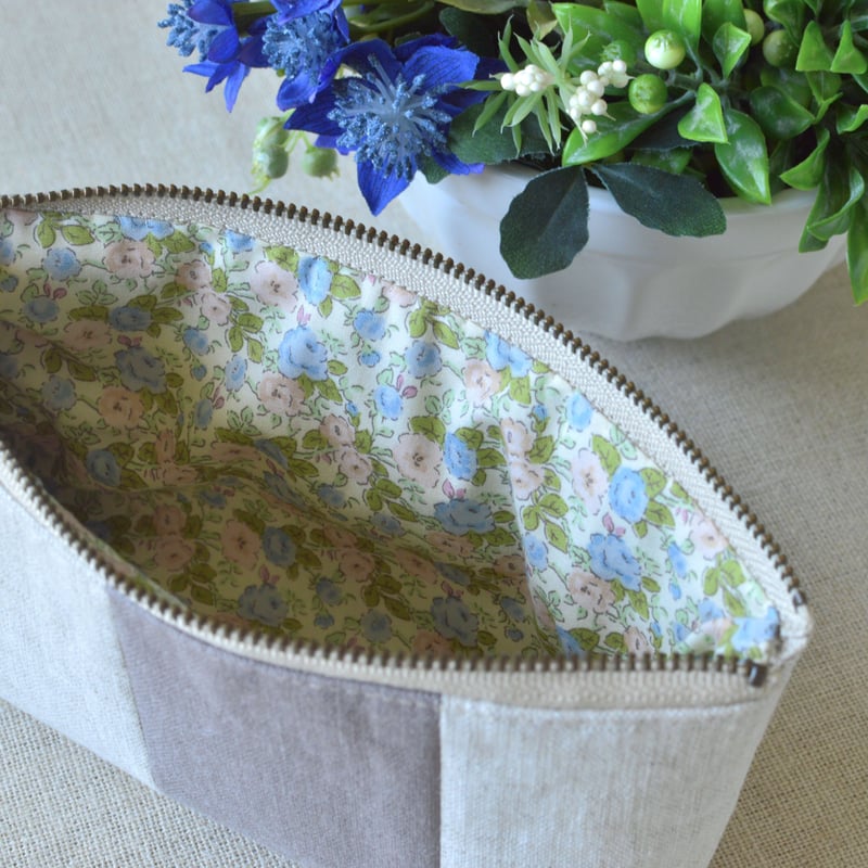 花刺繍の横長ポーチ | アトリエ＊ノート