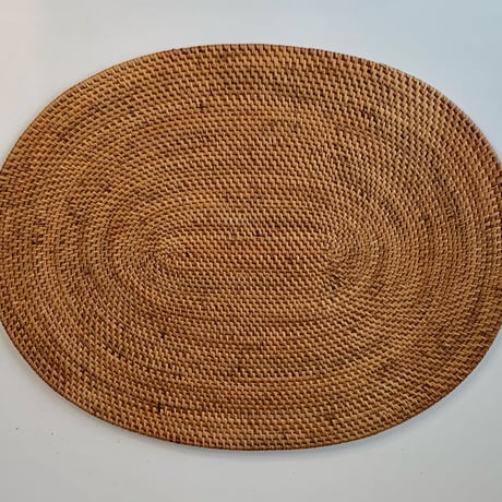 ランチョンマットだ円 大　33×43cm  i-559