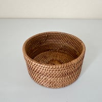 まぁるい小物入れ　i-571