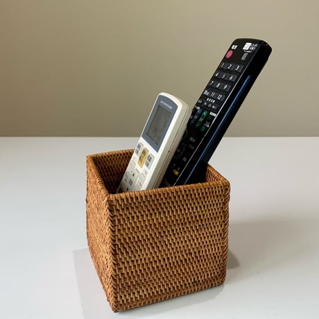 キューブ型ホルダー   i-206