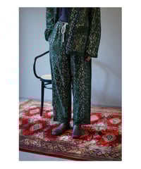 Dyed by WUY PIN TUCK CARGO PANTS | Urig