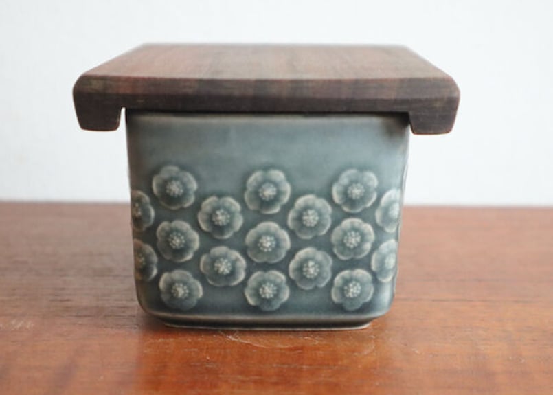 クイストゴー アズール バターケース | Loppehopper