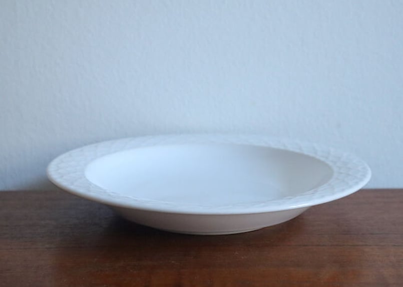 極美品 クイストゴー パレット スーププレート ホワイト クイストゴー コーディアル パレット（白）スーププレート③ | Loppehopper