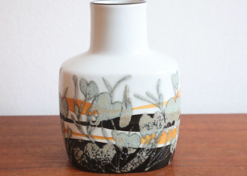 ロイヤルコペンハーゲン 花瓶 M〈フラワー/ダークブルー〉 | Loppehopper