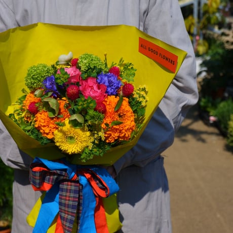 bouquet M（両手で持てるお花束）