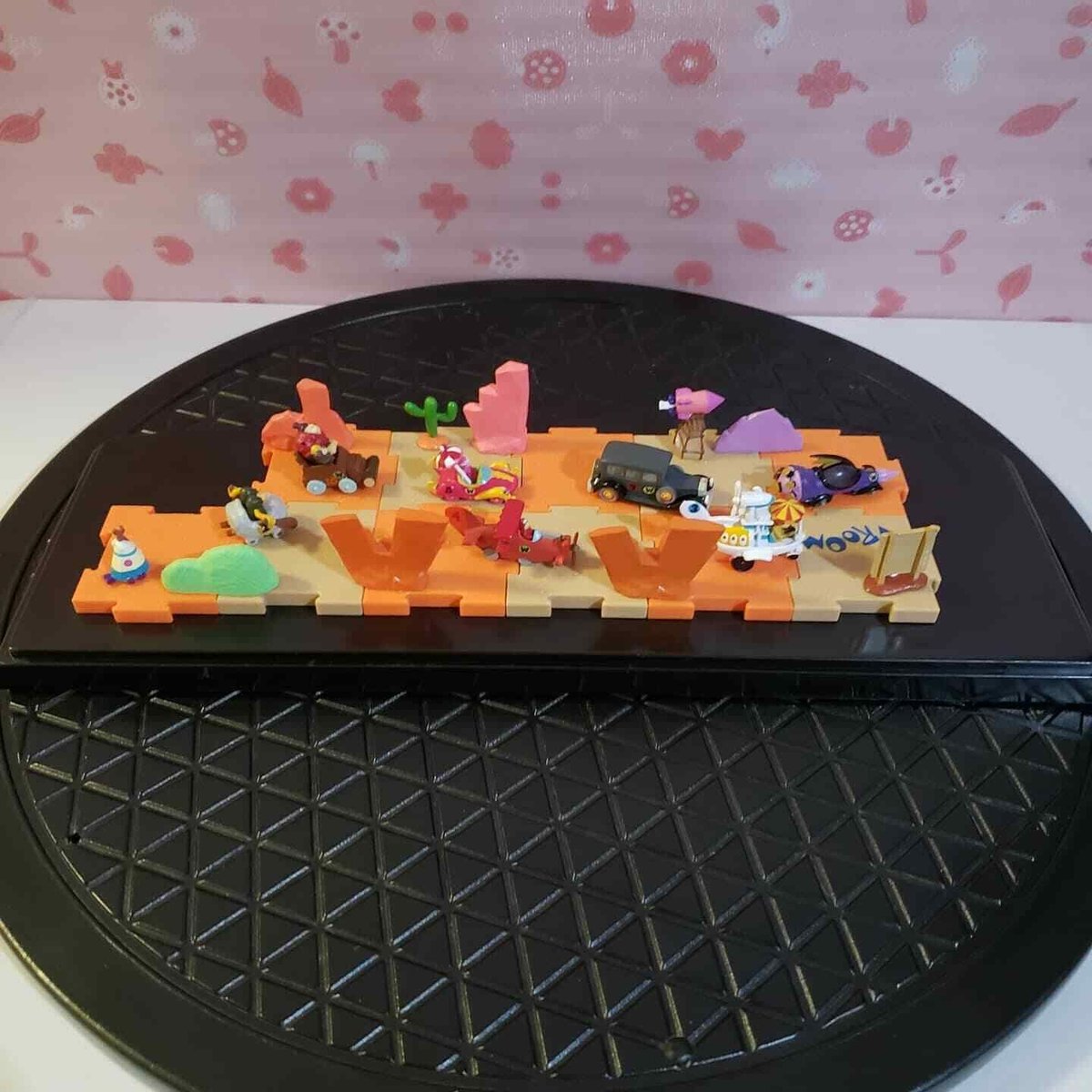 Wacky Races Diorama Set Vol.1 AB W/ Acrylic Cas