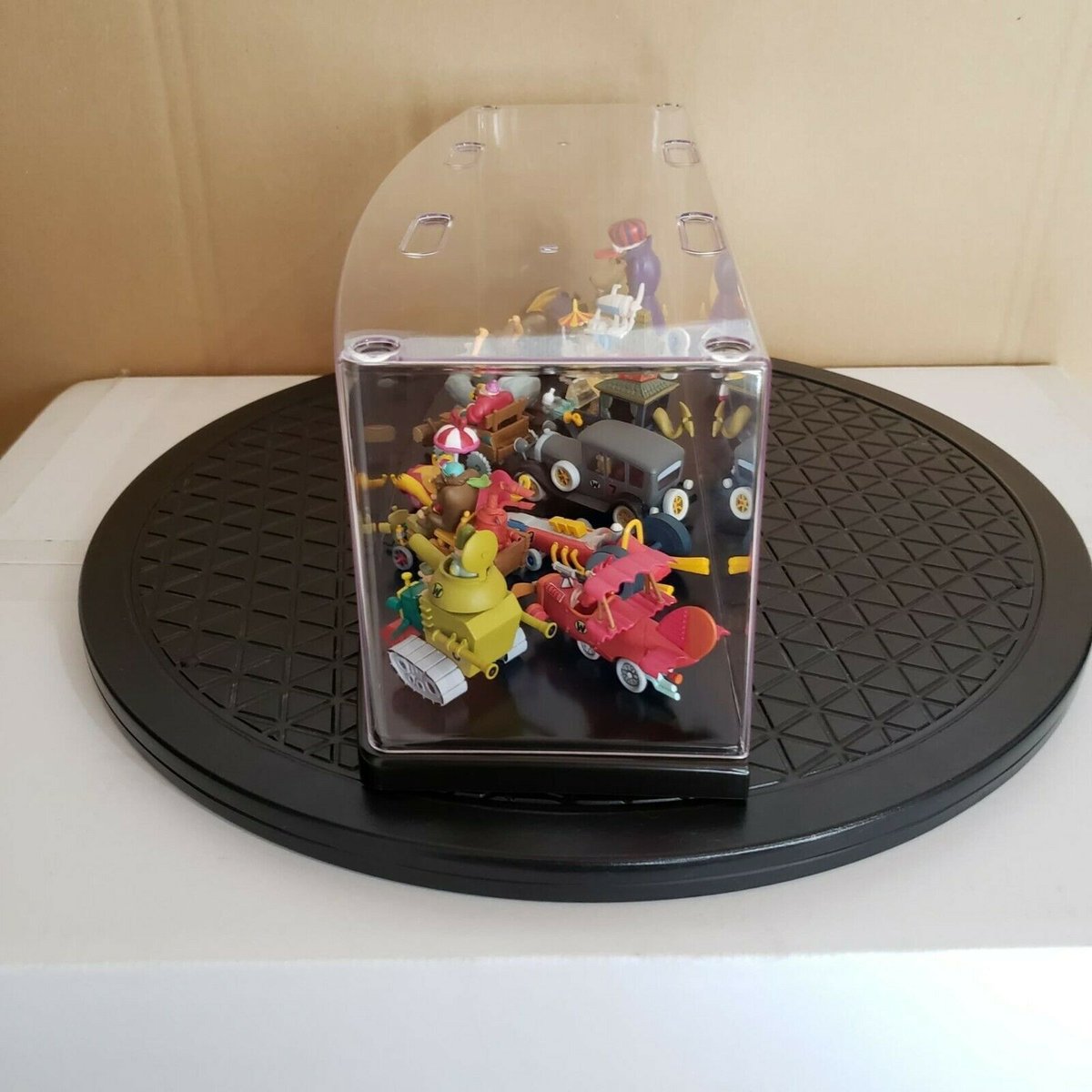 Konami & Bandai Wacky Races Figure Set w/ Acryl