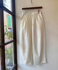 パンツ ina イナ リネンコットンキャンバス センター切替カーブパンツ オフ 262146