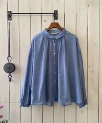 シャツ tumugu ツムグ コットンシルクシャンブレーシャツ ブルー TB26204