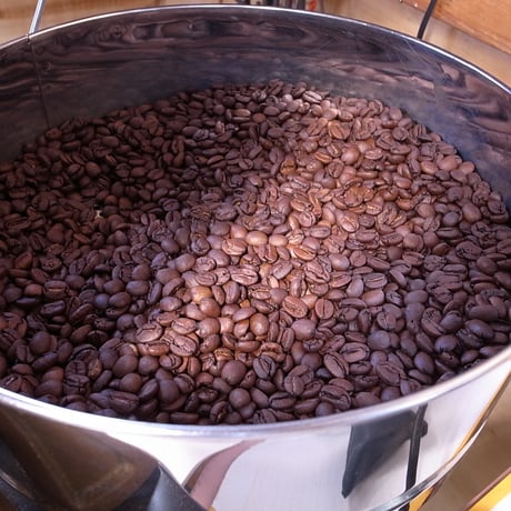 コーヒー定期便　毎月300g（100gx3袋）焙煎後発送　送料込み！