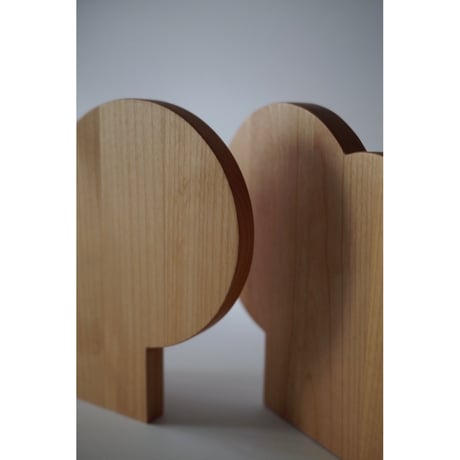 bookend  - mochi -  /  WAKAWAKA