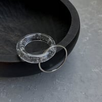 Glass   ring  /  CLEAR _ Bubbles