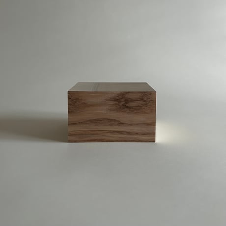 WOODS  BOX  _  L