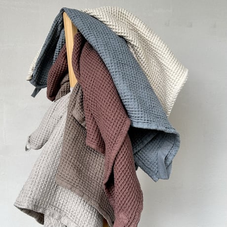TEA  towel   _ North