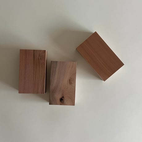 WOODS  BOX _ M