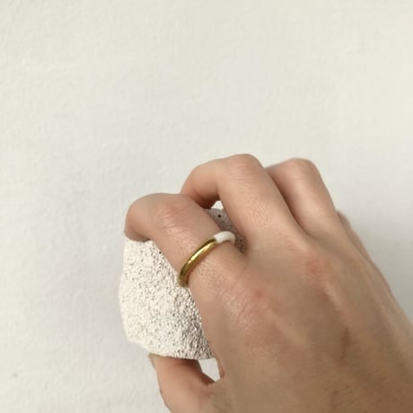 THIS  SIDE  /  Gold