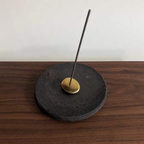 遠藤 岳  /  Stand dish φ110  _ black