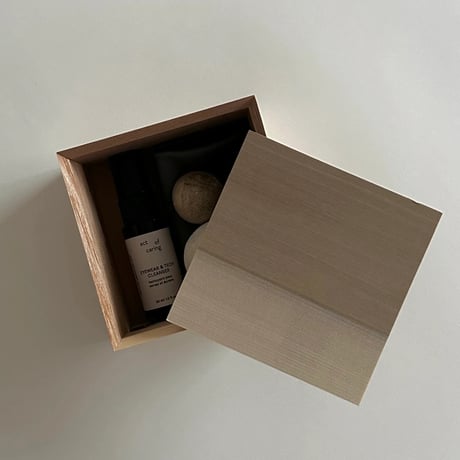 WOODS  BOX  _  L