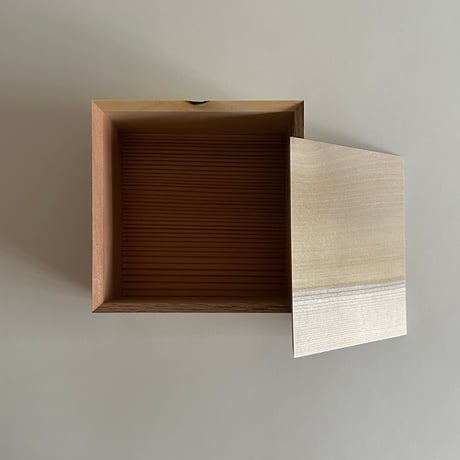 WOODS  BOX  _  L