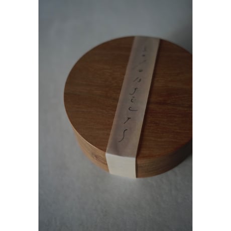 SO / OBJECTS wood case " Circle " φ120 : ウォルナット