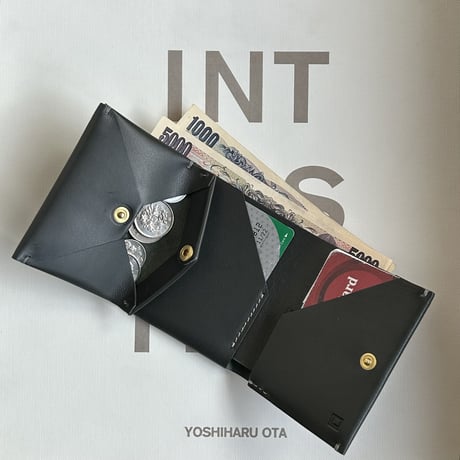LO  / Piuma    fold       ( wallet )
